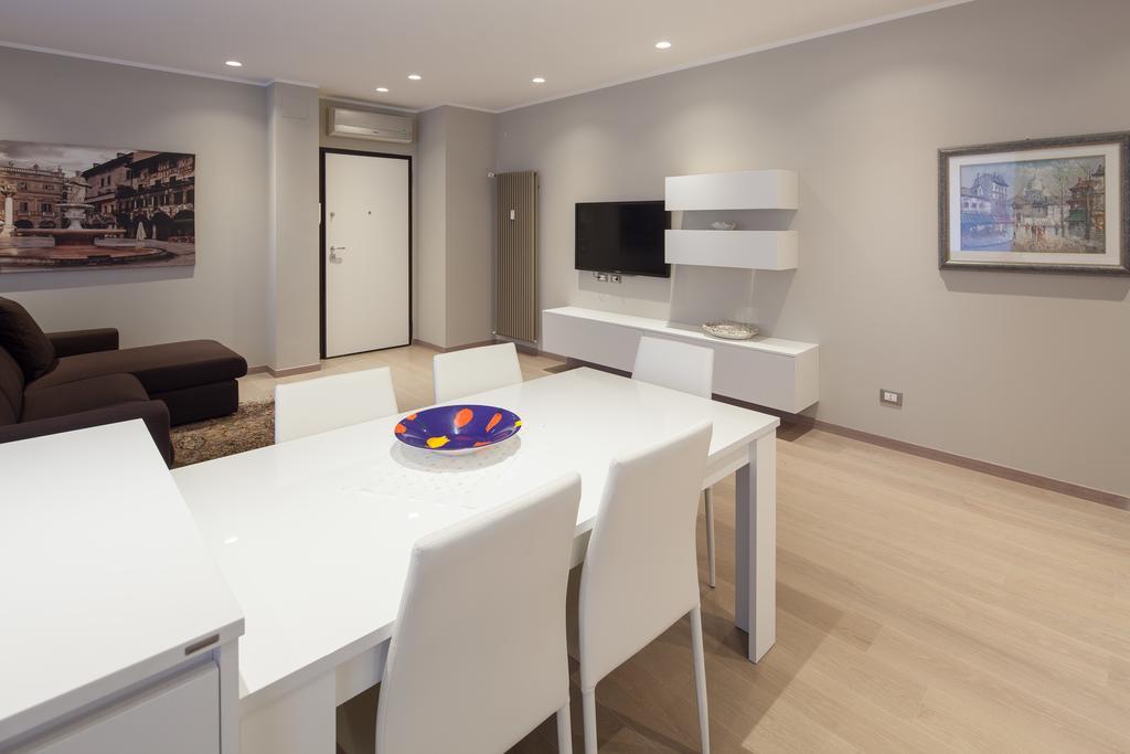 Residenza Callas II เวโรนา ภายนอก รูปภาพ